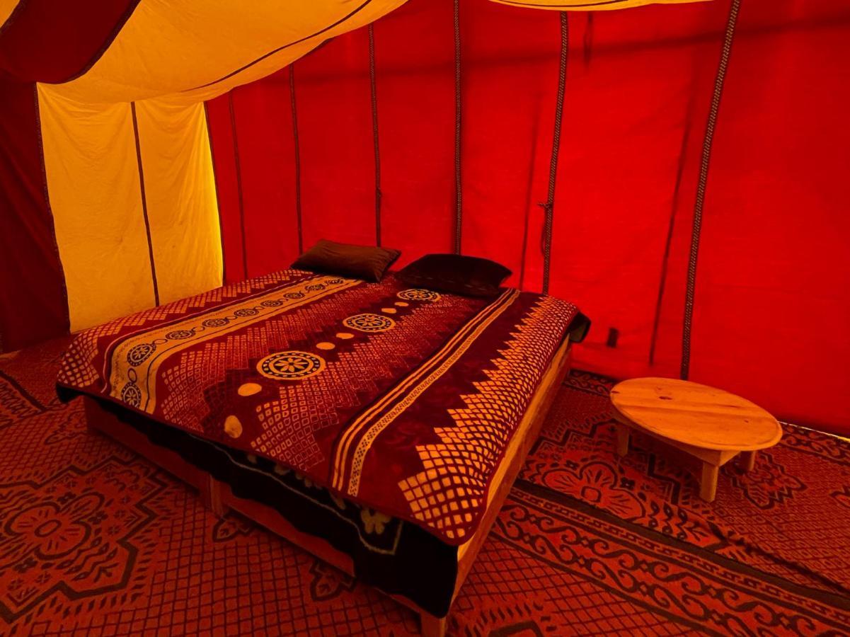 מלון Bivouac Les Nomades & Foum Zguid To Chegaga Tours מראה חיצוני תמונה