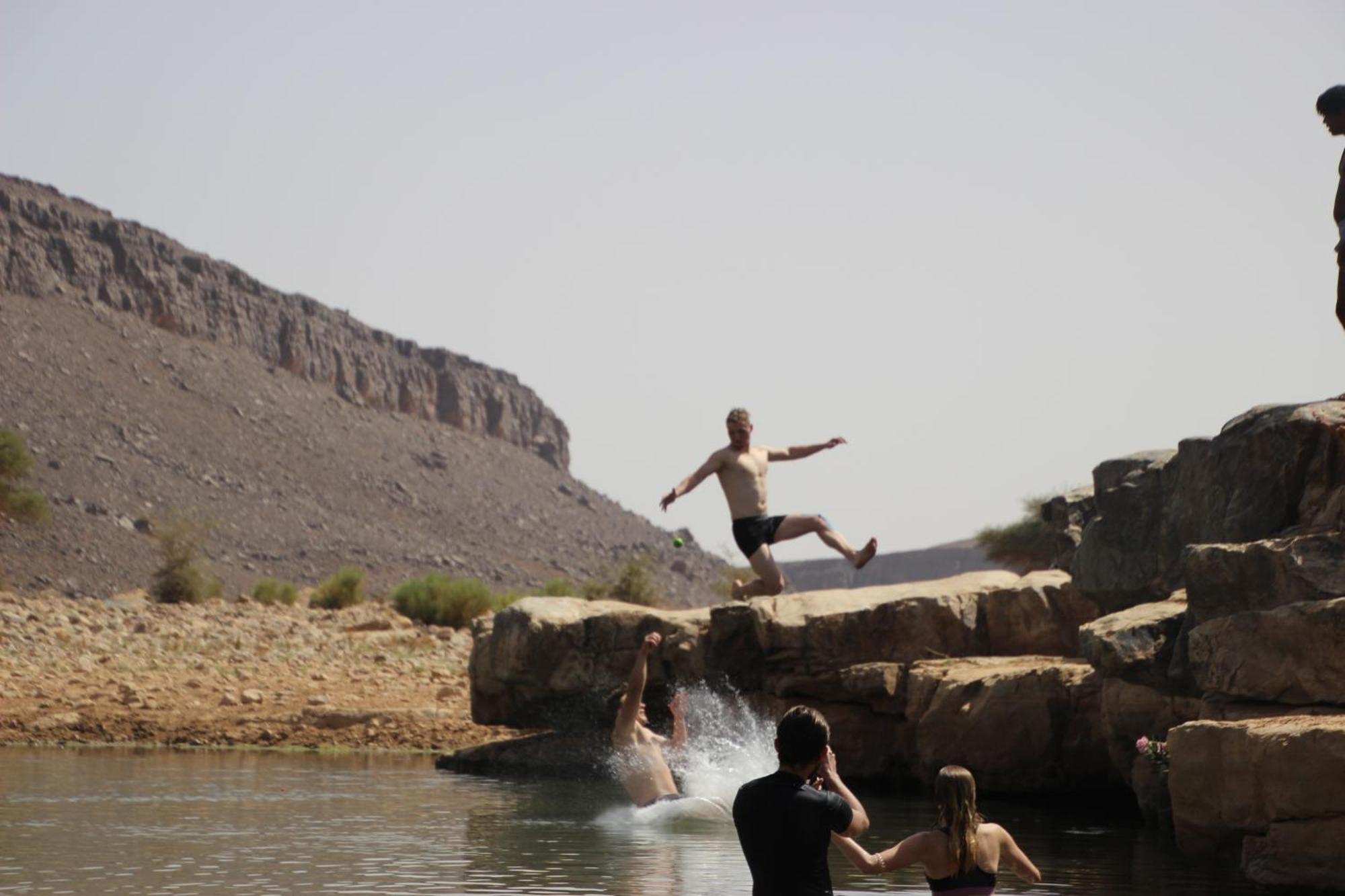 מלון Bivouac Les Nomades & Foum Zguid To Chegaga Tours מראה חיצוני תמונה
